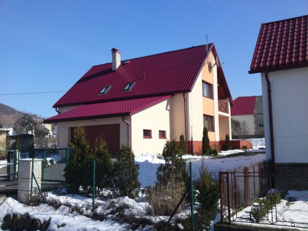 prestavba RD nová strecha okná a interierové dvere